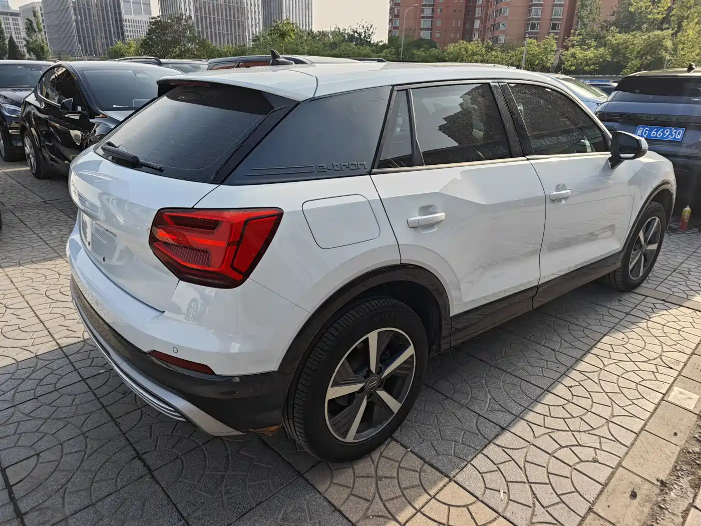 Audi Q2L e-tron 2019 Q2L e-tron Pure Electric Smart Cool Edition фото 8