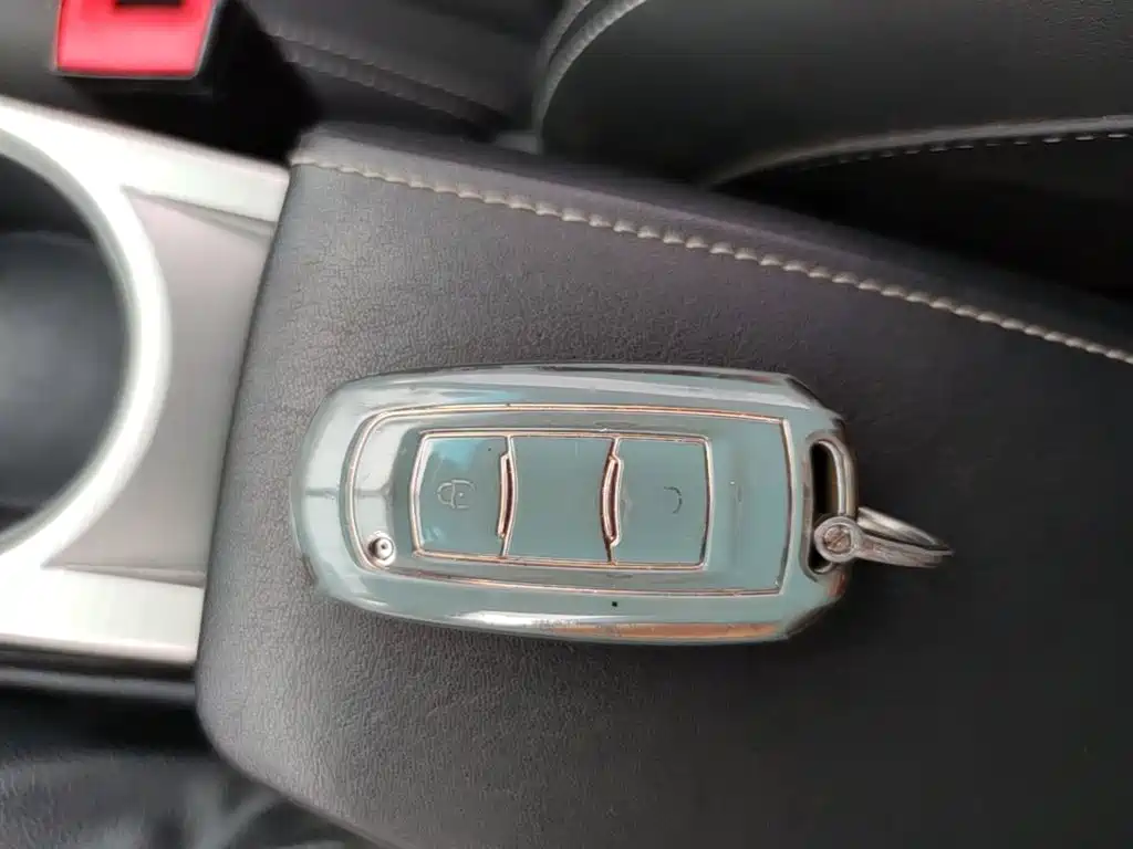 Photo 9 - Geely Emgrand GL