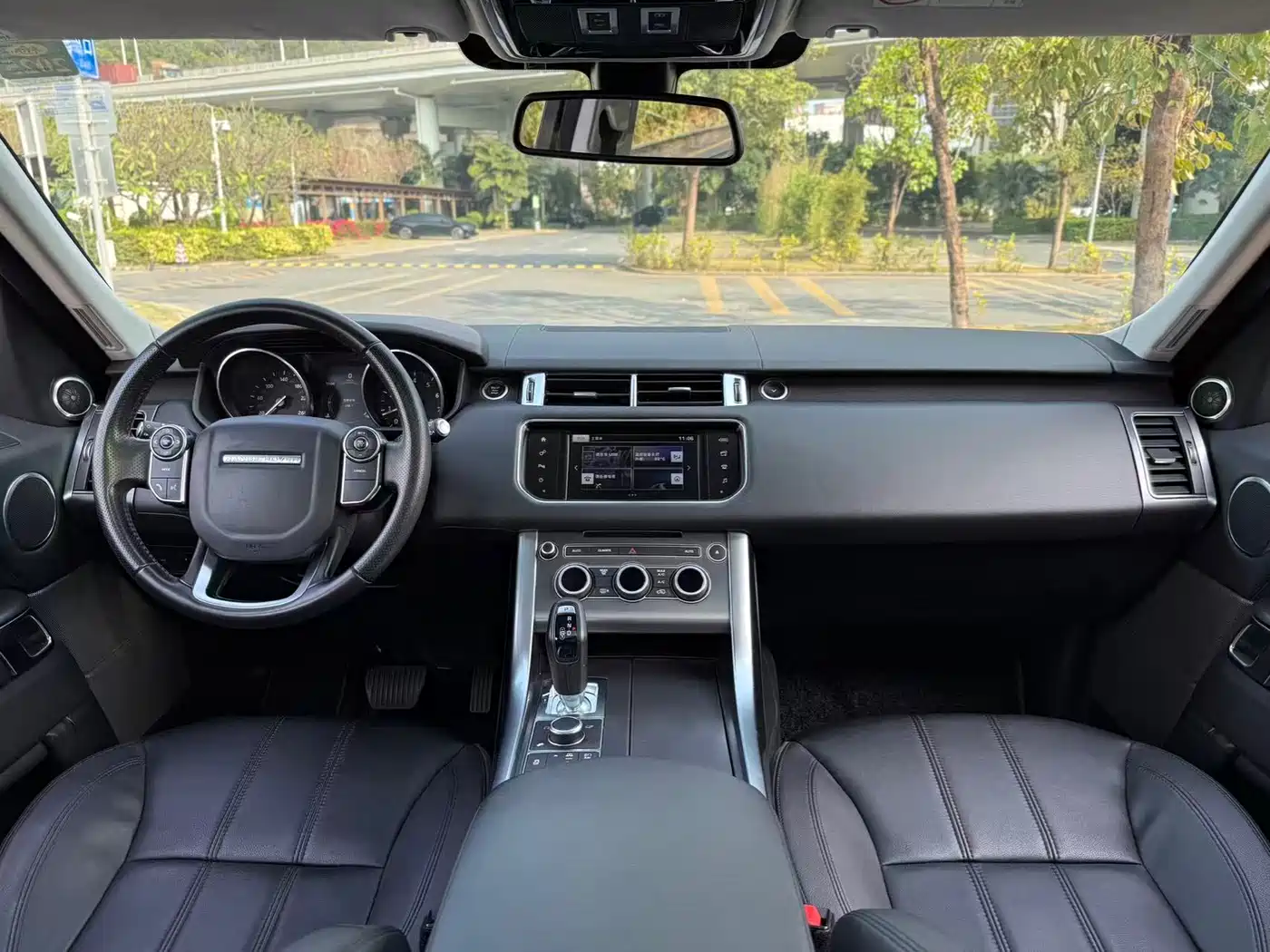 Land Rover Range Rover Sport 2017 3.0 SC V6 SE фото 6