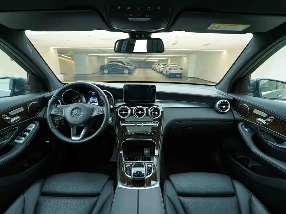 Mercedes-Benz GLC 2019 GLC 260 L 4MATIC Dynamic фото 18
