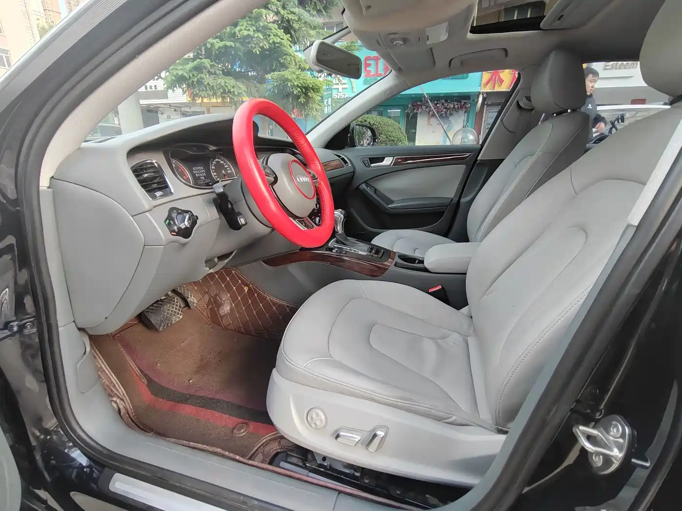 Audi A4L 2013 35 TFSI Automatic Comfort фото 7