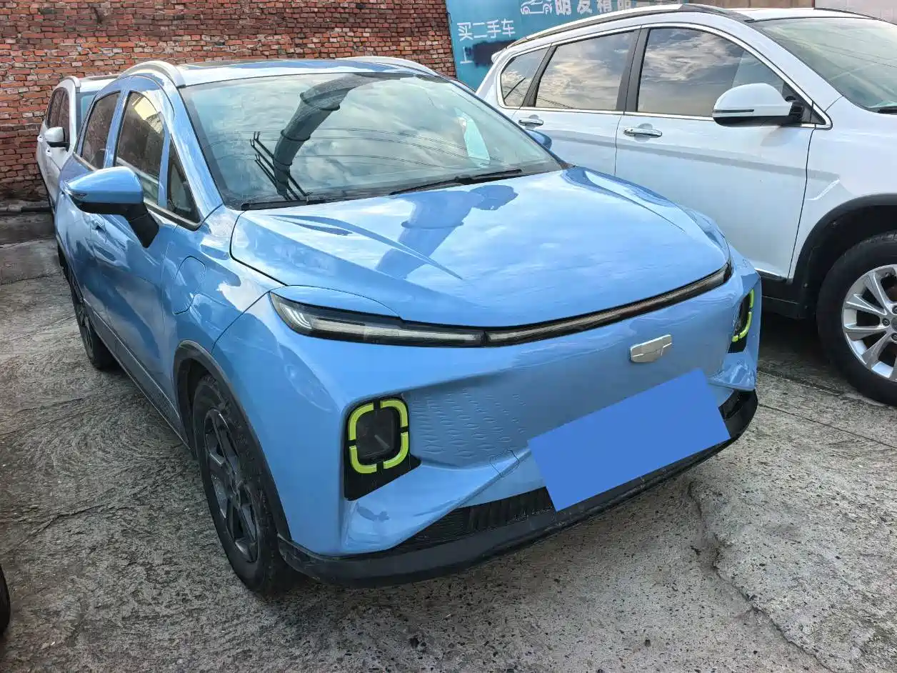 Фото 3 - Geely Geometry E Firefly