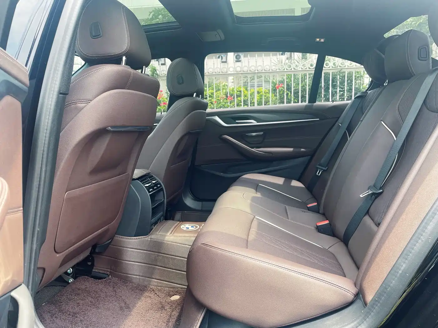 BMW 5 Series 2022 Model Second Facelift 530Li Leading M Sport Package фото 7
