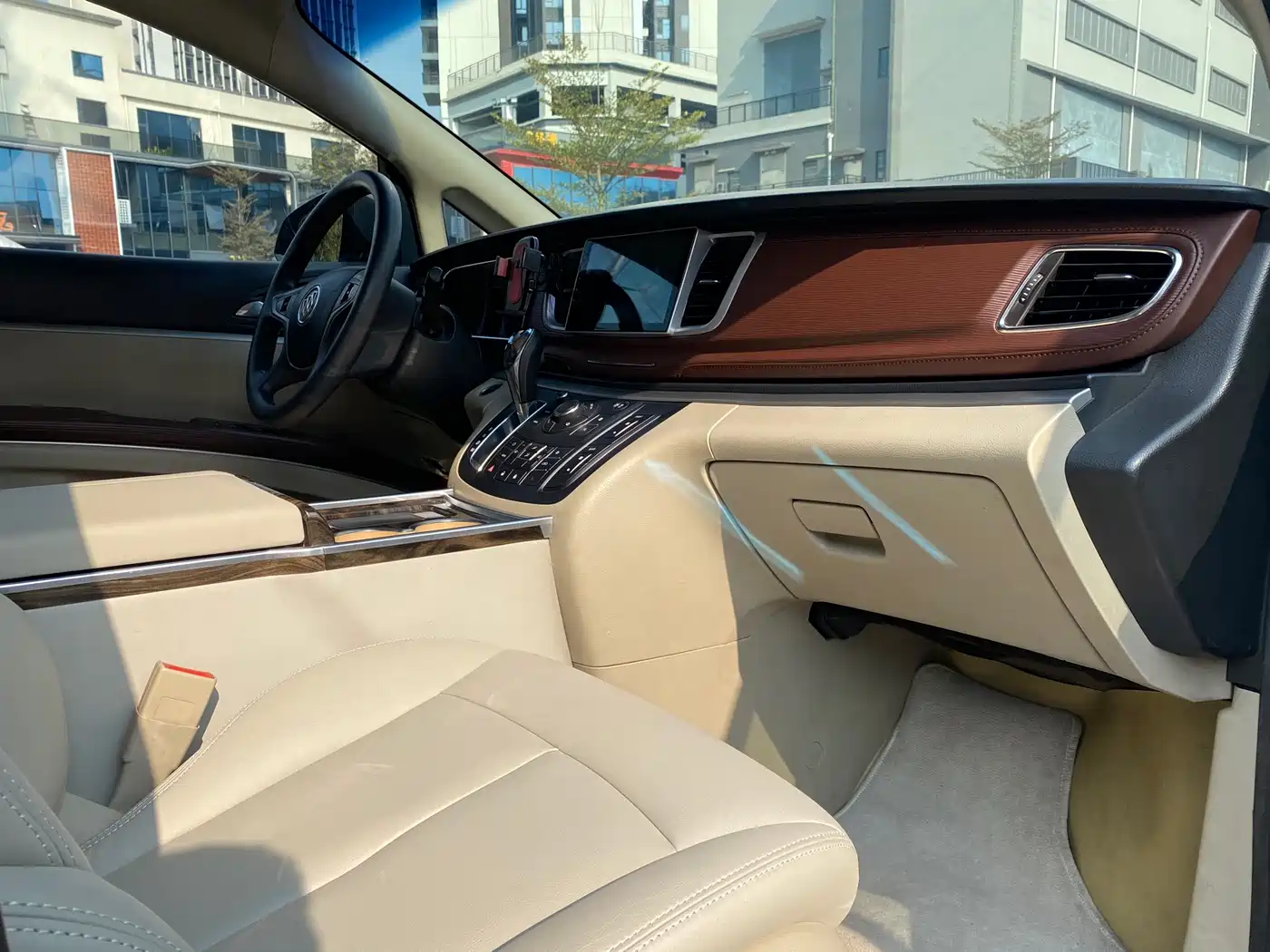 Buick GL8 2018 28T Comfort China VI фото 14