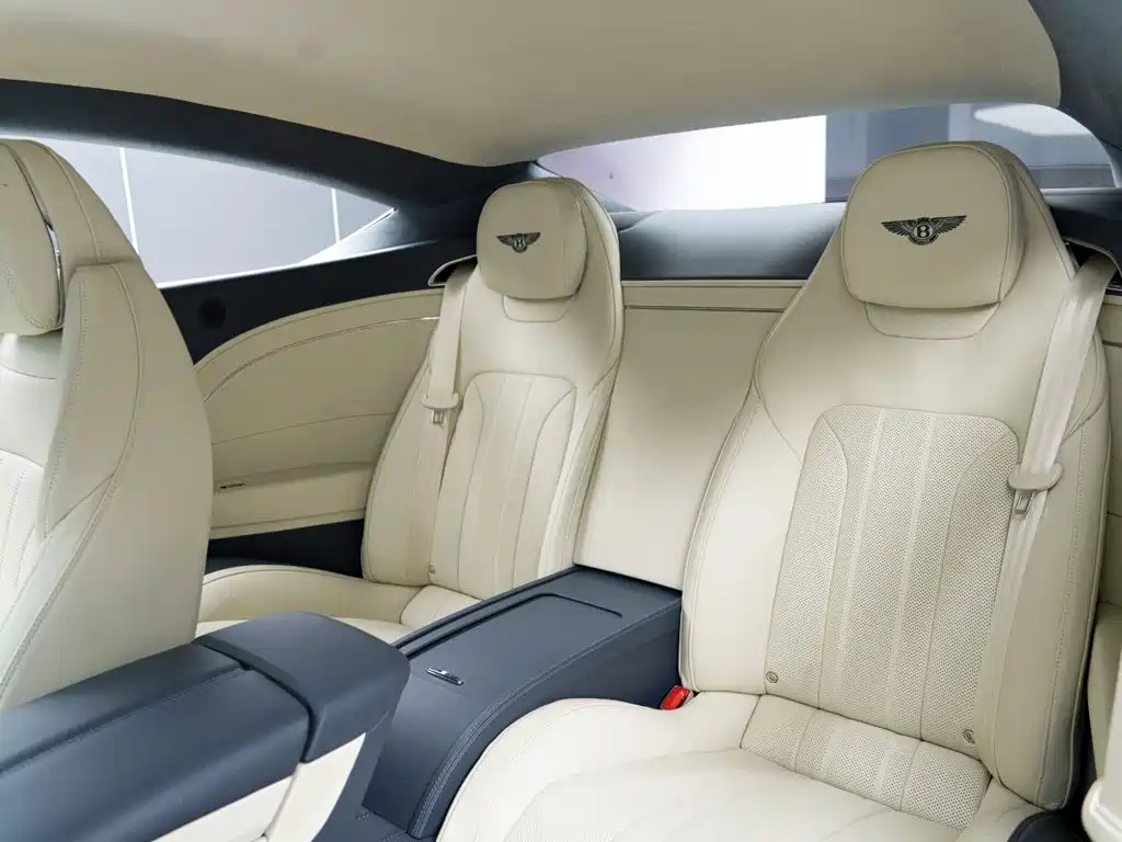 Bentley Continental 2024 2024 4.0T GT V8