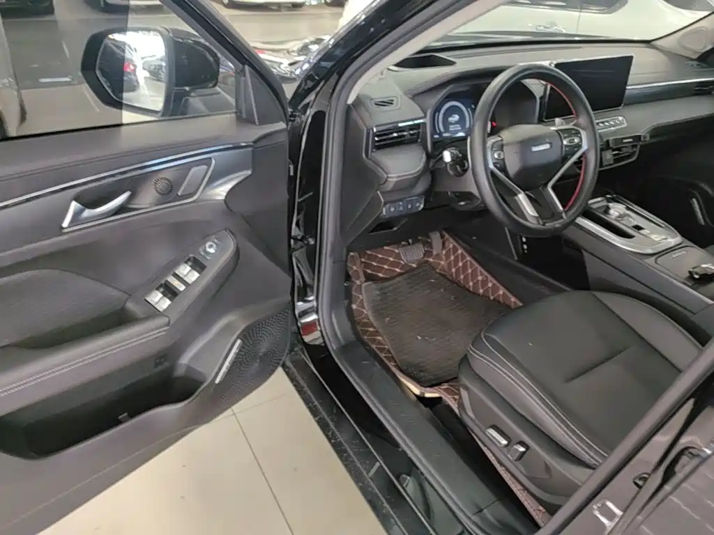 Haval First Love 2021 2021 1.5T Automatic Premium Edition