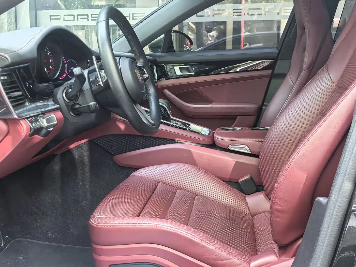 Porsche Panamera 2023 Panamera Executive Long Wheelbase 2.9T фото 6