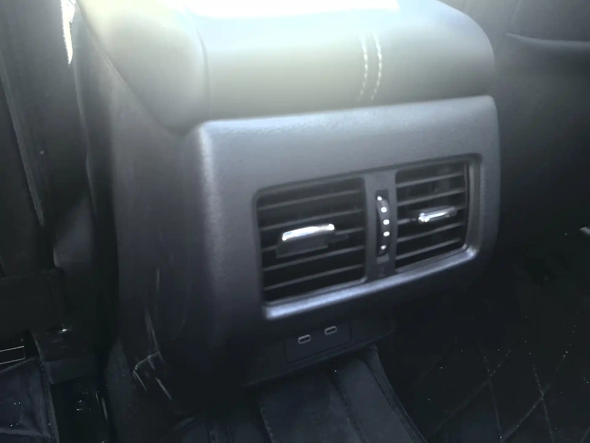 Photo 10 - Nissan Teana