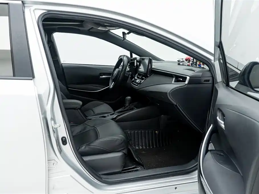 Toyota Levin 2022 Dual Engine 1.8H E-CVT Luxury Edition фото 17