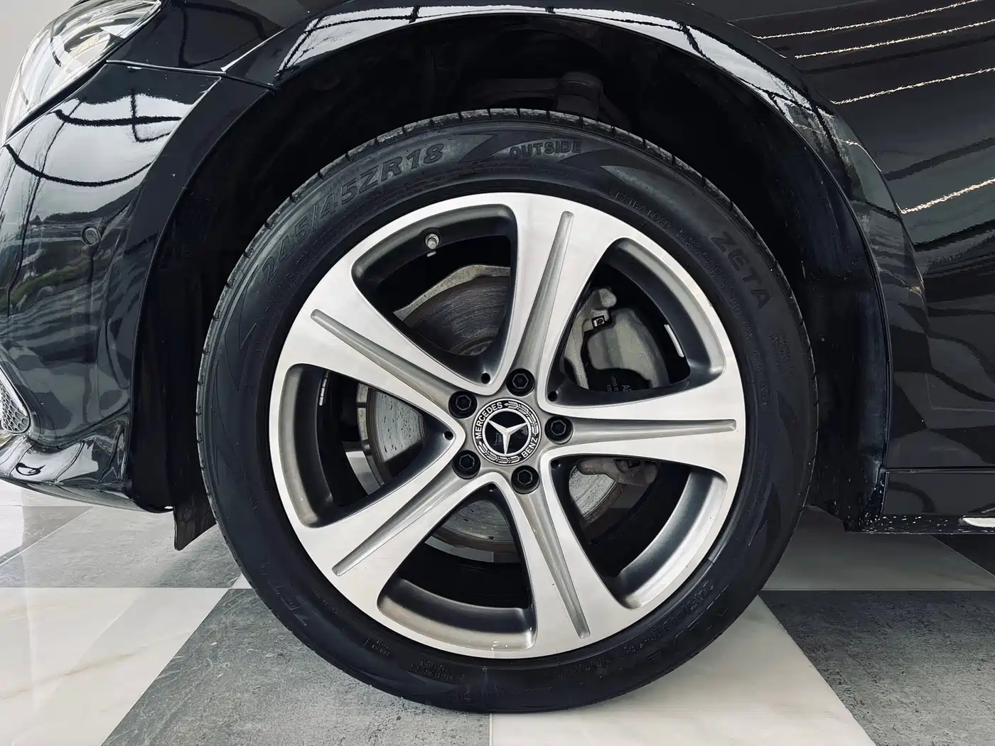 Mercedes-Benz E-Class 2020 Model E 260 L Sport фото 9