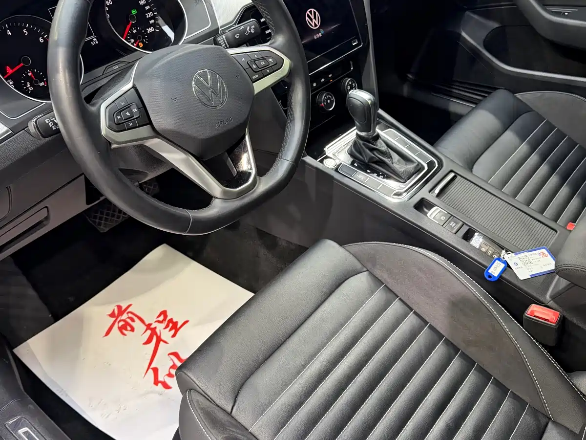 Volkswagen Magotan 2020 280TSI DSG Comfort фото 7