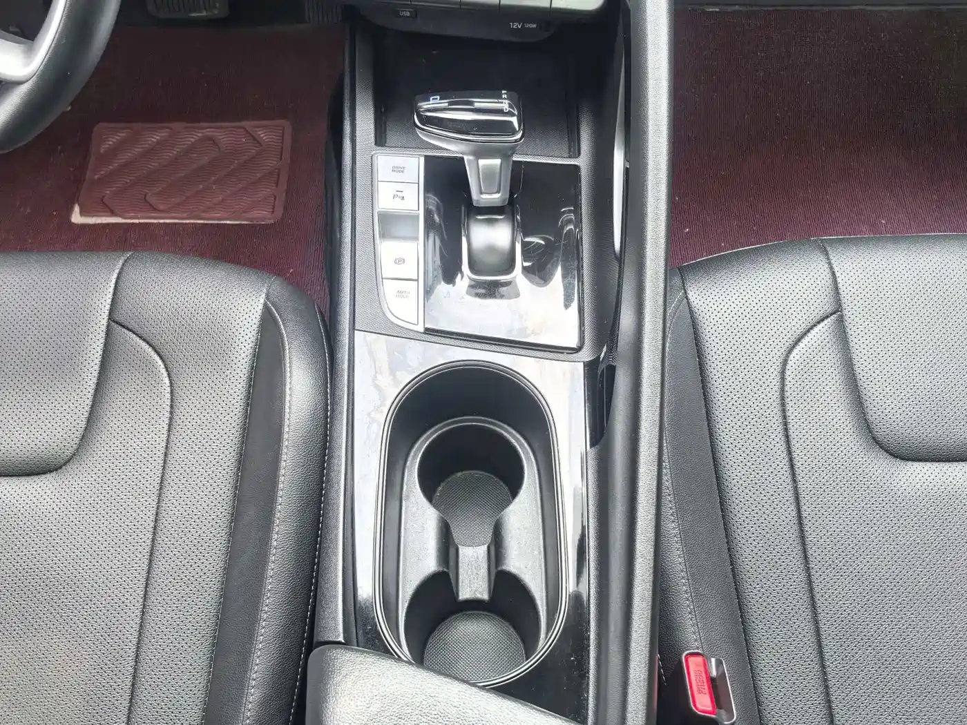 Hyundai Elantra 2023 1.5L CVT GLX Elite Edition фото 10