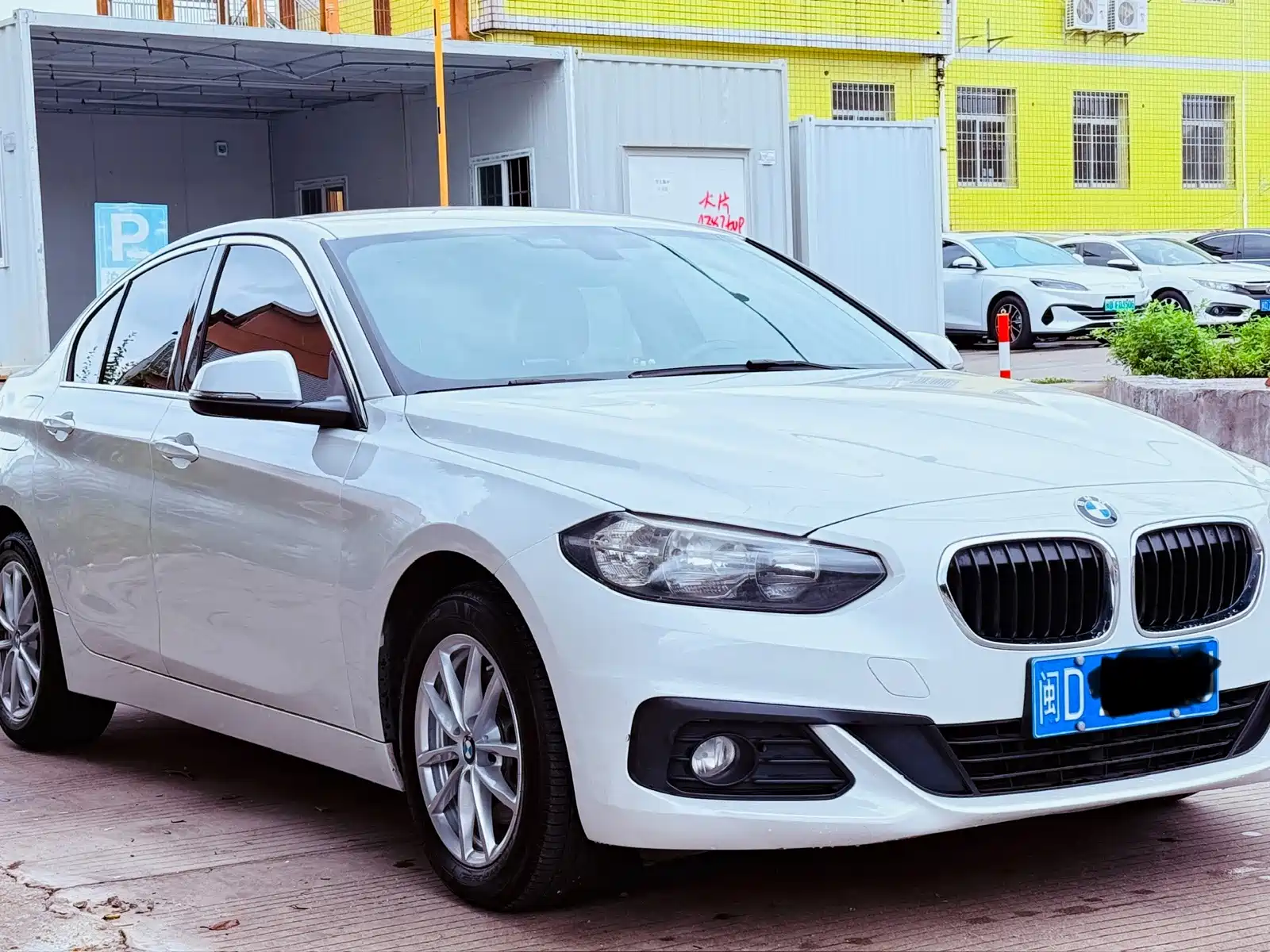Фото 3 - BMW 1 Series