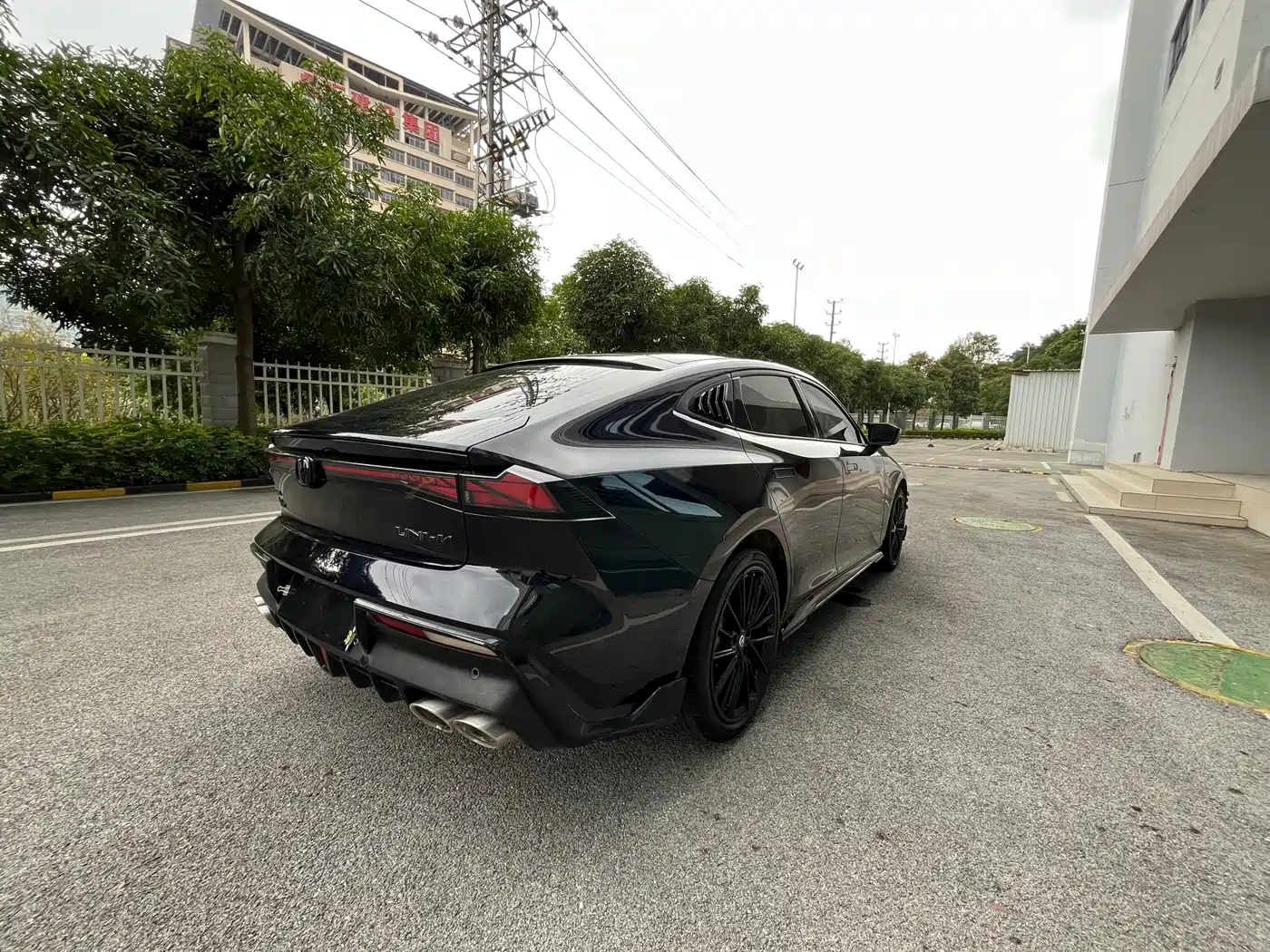 CHANGAN UNI-V