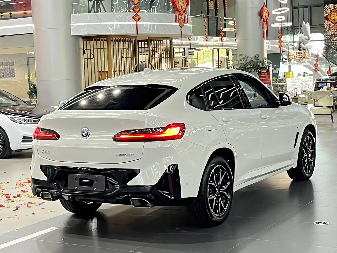 BMW X4 2022 xDrive 25i M Sport Package фото 9