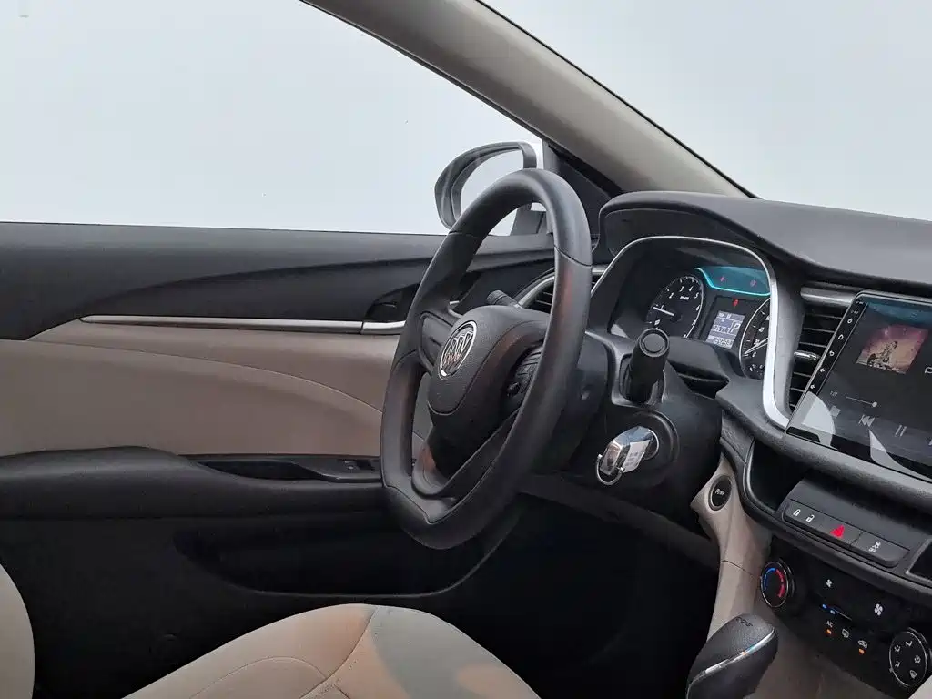 Фото 22 - Buick Excelle