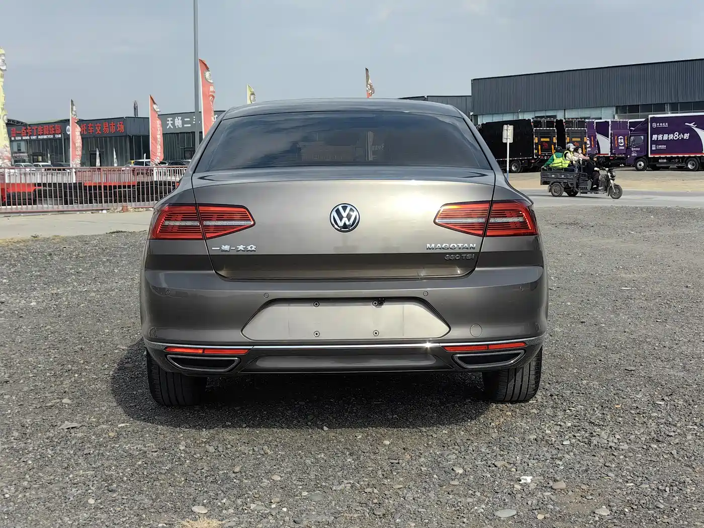 Volkswagen Magotan 2017 330TSI DSG Luxury фото 5