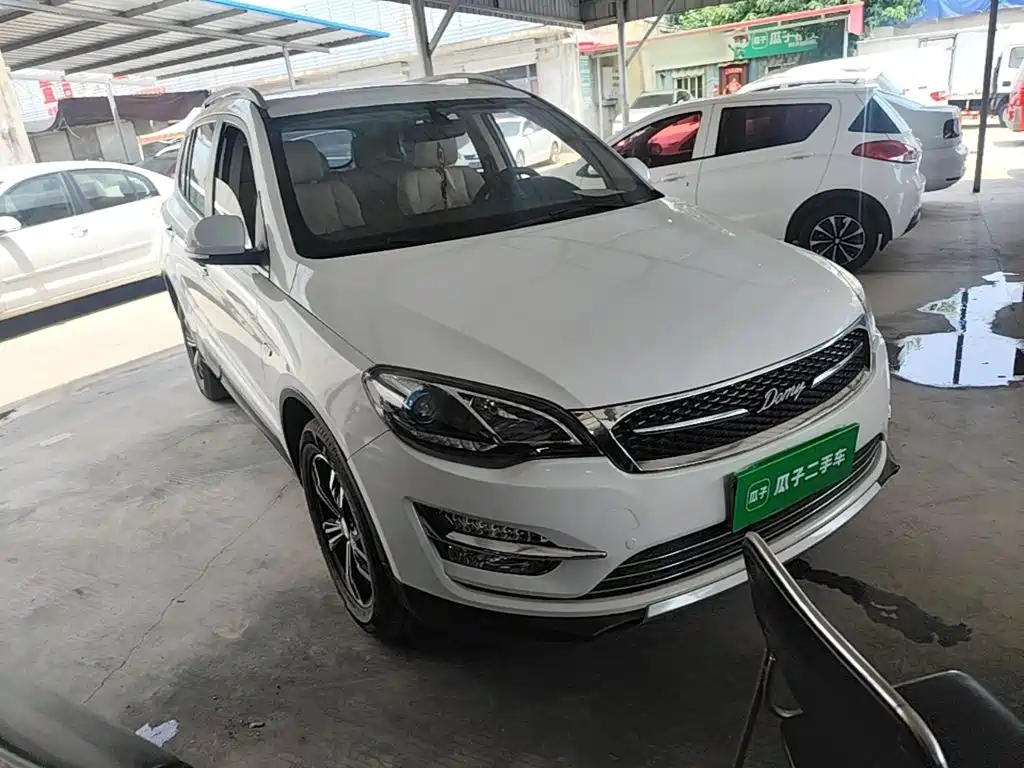 Zotye Damai X5 2017 2017 Upgrade 1.5T CVT Landlord