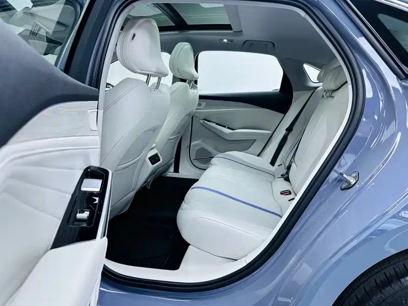 GEELY AUTOMOBILE XINGRUI