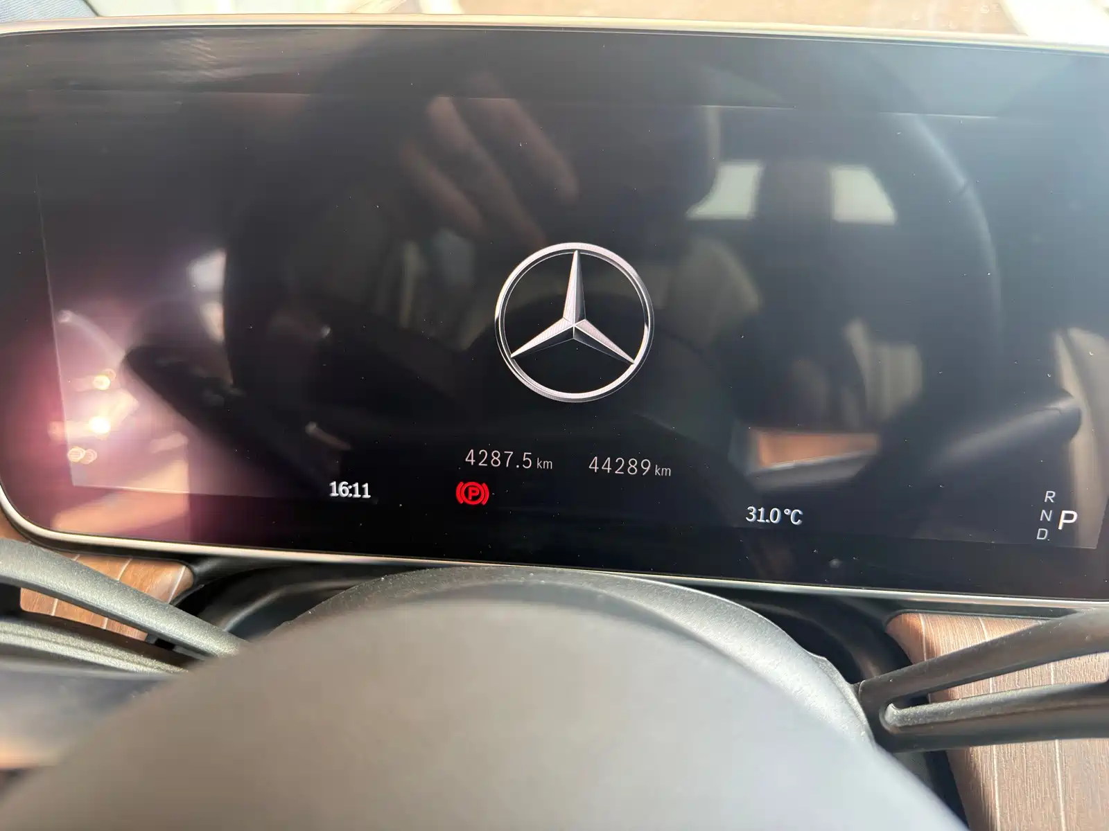 Фото 10 - Mercedes-Benz EQE
