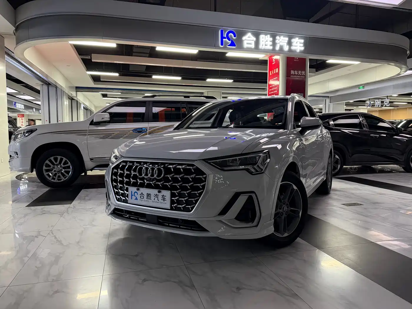 Фото 1 - Audi Q3