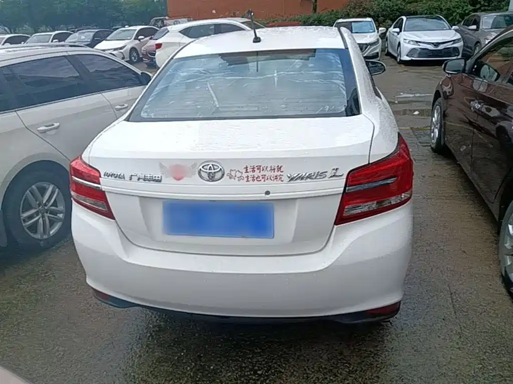 Toyota YARiS L Zhi Xiang 2017 1.5E CVT Charming Edition фото 6