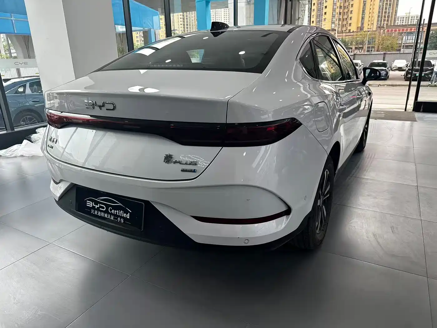 BYD Qin PLUS 2025 DM-i Smart Drive Edition 120KM Surpassing Type фото 17
