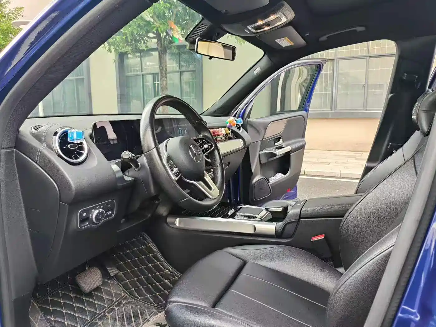 Фото 7 - Mercedes-Benz GLB