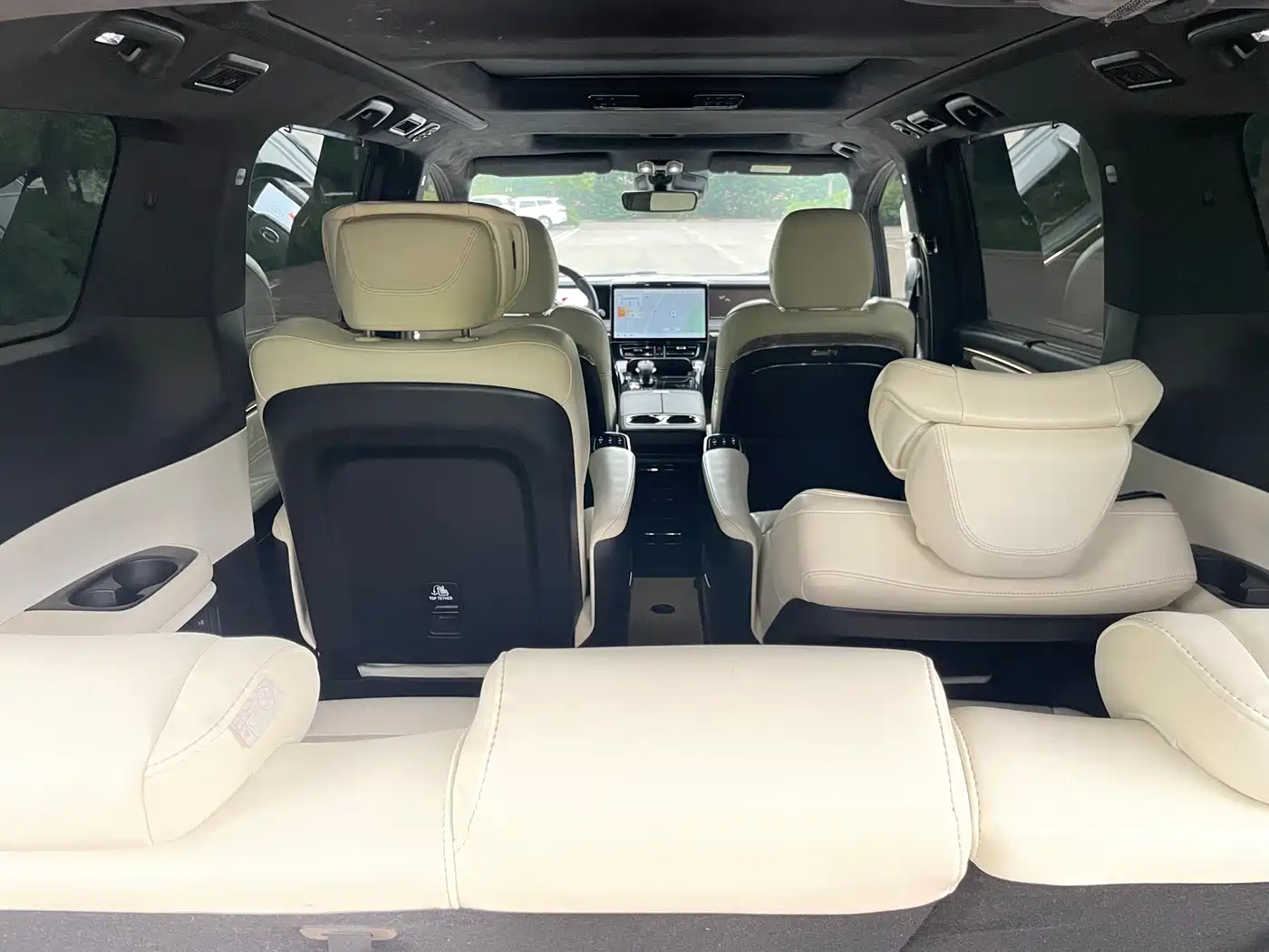 GAC Trumpchi Trumpchi M8 2023 Model Master Series 400T Flagship Edition фото 15