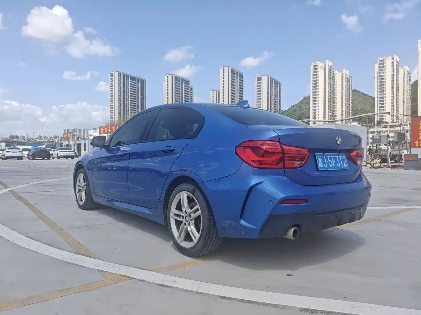 BMW 1 Series 2019 118i M Sport Package фото 5