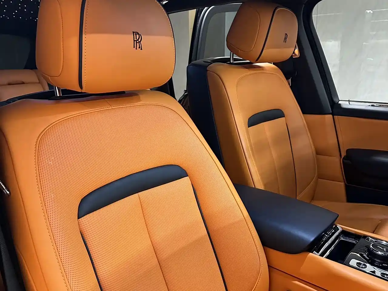 صورة 11 - Rolls-Royce Cullinan
