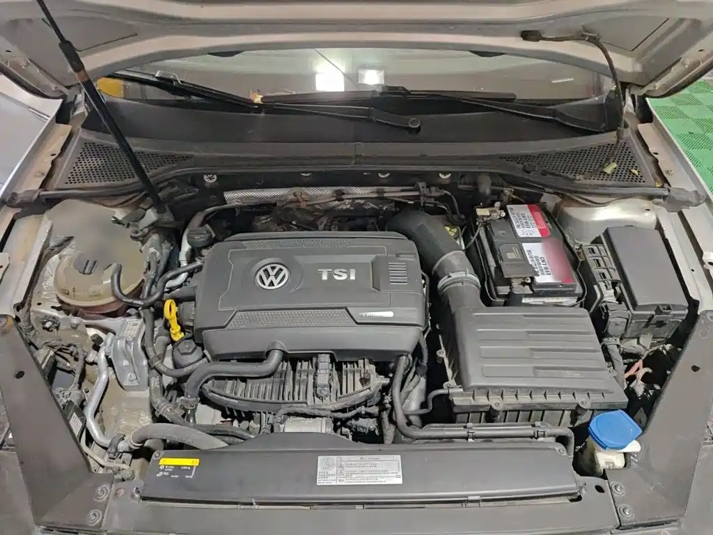 Фото 21 - Volkswagen Magotan