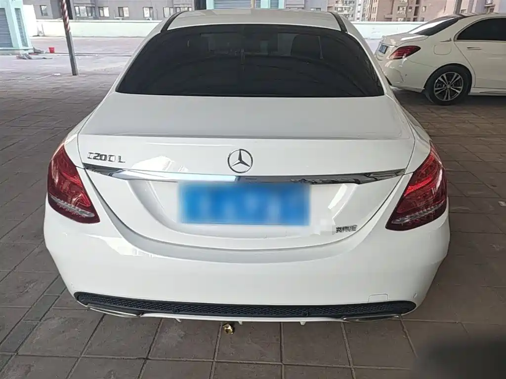 Mercedes-Benz C-Class 2015 Facelift C 180 L Sport фото 6