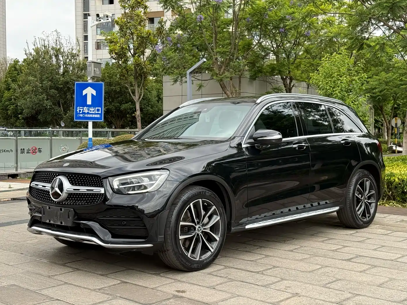 Mercedes-Benz GLC 2020 Facelift GLC 300 L 4MATIC Dynamic