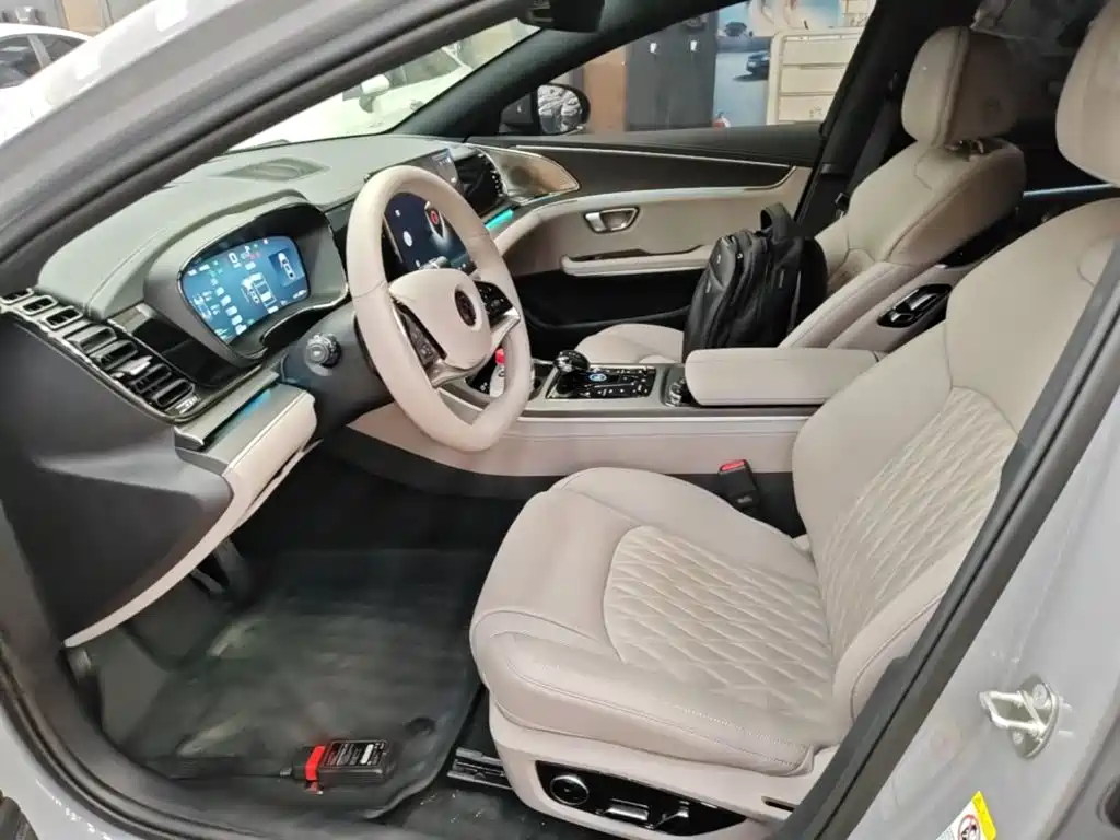 BYD Han 2025 2025 DM-i Smart Driving Edition 125KM LiDAR Flagship