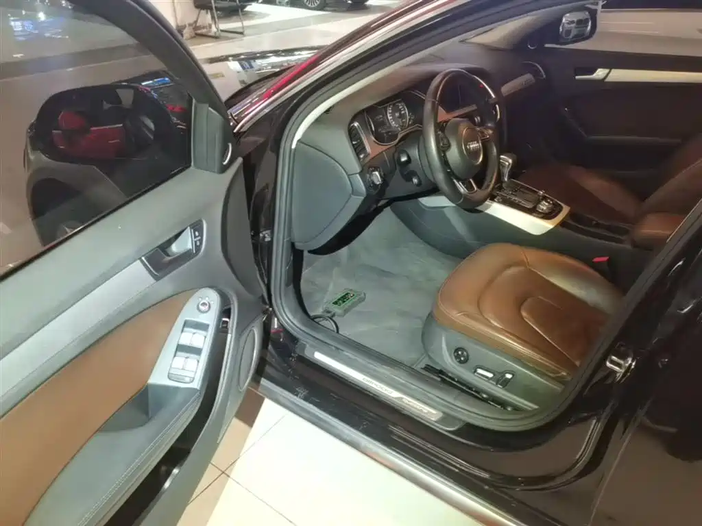 Audi A4 (Import) 2014 40 TFSI allroad quattro plus фото 16