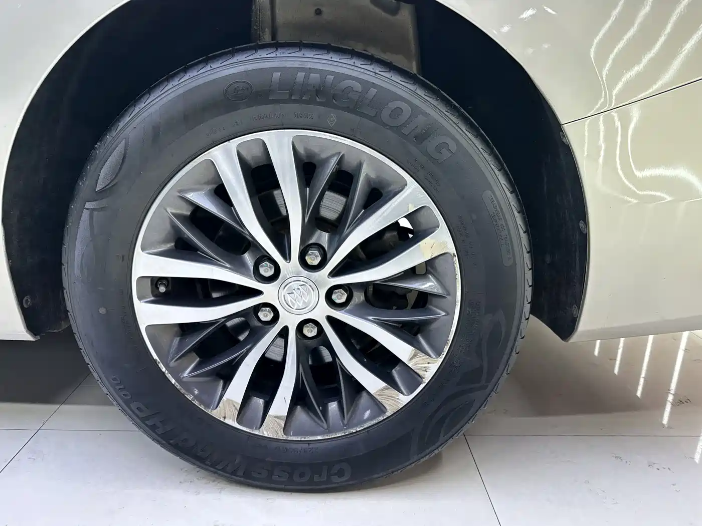 Buick GL8 2020 Model ES Landglory 653T Premium фото 4