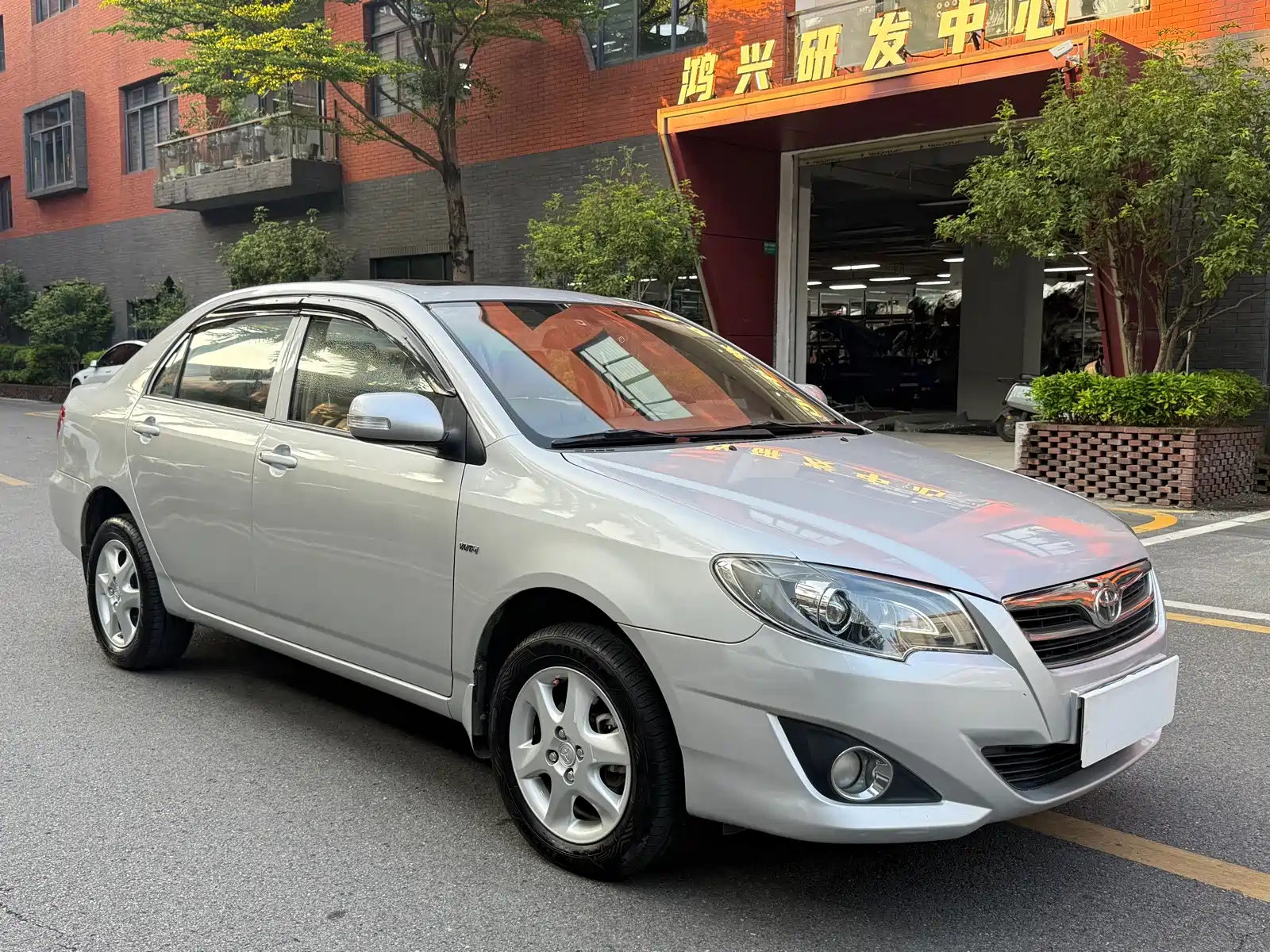 Photo 3 - Toyota Corolla
