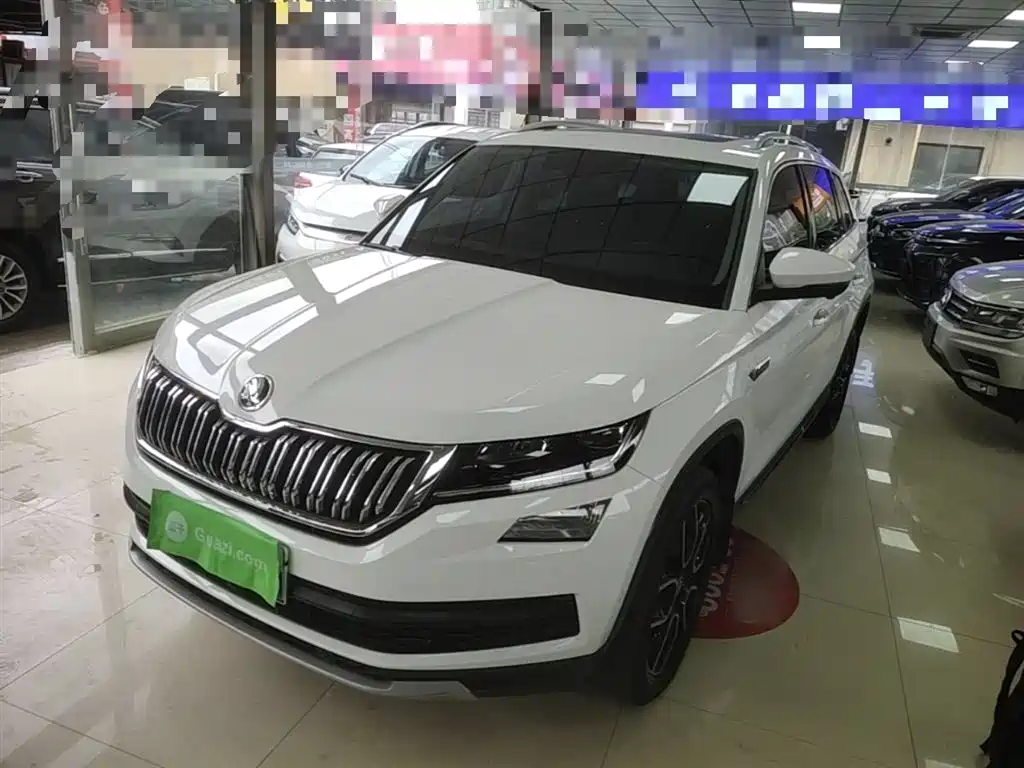 Škoda Kodiaq 2018 Facelift TSI330 7-seat 2WD Luxury Tech Edition