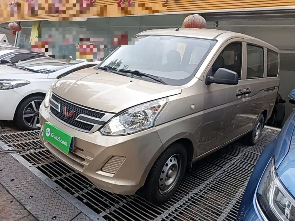 Wuling Motors Wuling Rongguang V 2018 — пригон из Китая