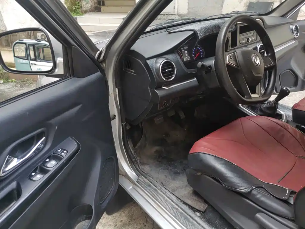 Dongfeng Ruiqi 2024 2023 2.4T Diesel 2WD Startup Long Cargo Box YCY24165-61