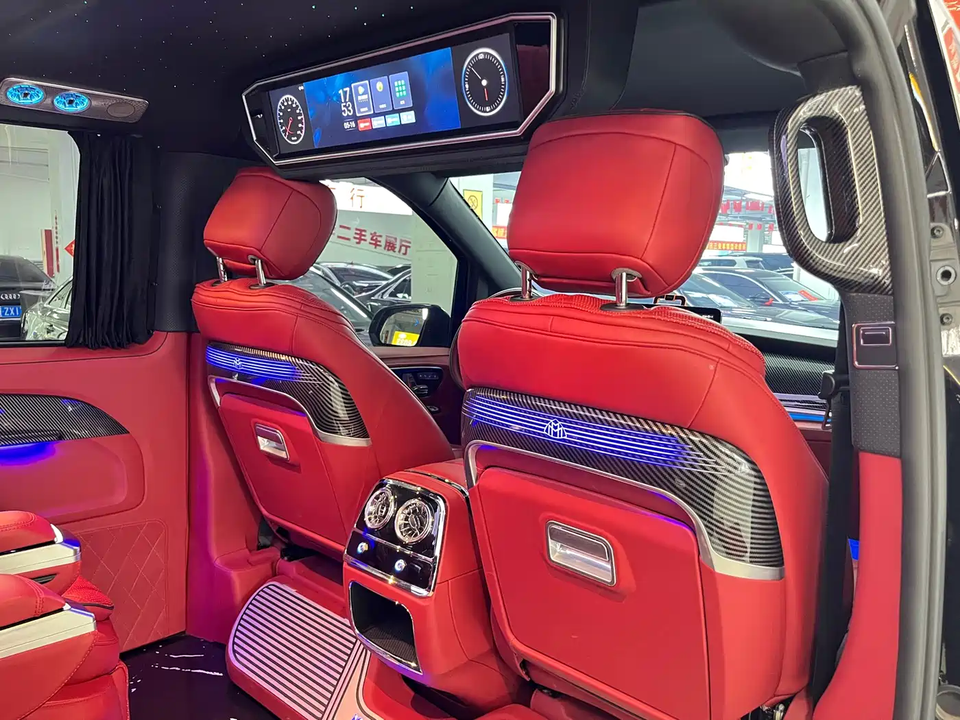 Mercedes-Benz Vito 2024 2.0T Elite Edition 7-Seater фото 8