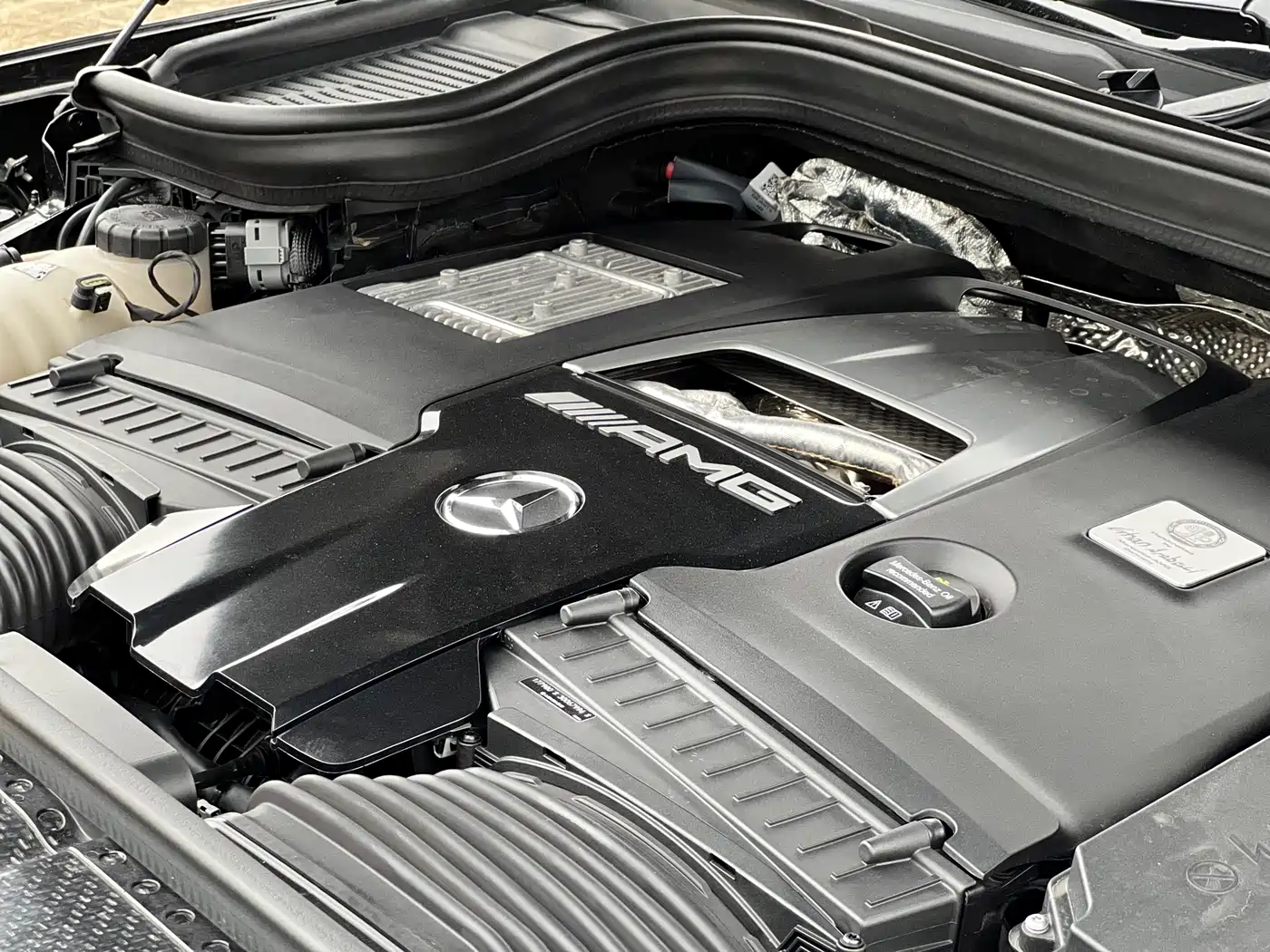 Mercedes-Benz GLS AMG 2024 AMG GLS 63 4MATIC+ фото 17