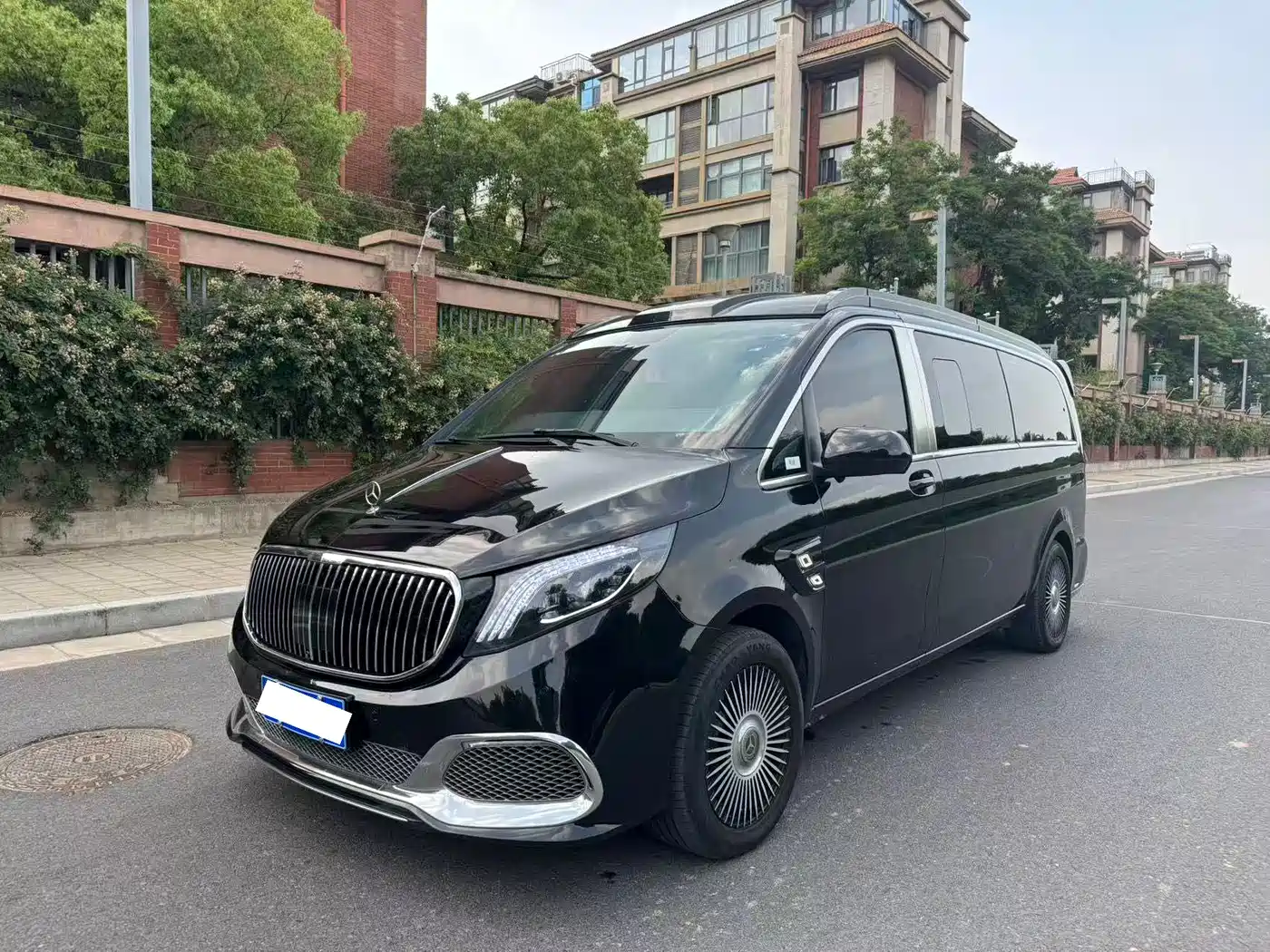 Mercedes-Benz Vito 2023 2.0T Elite 7-Seater фото 2