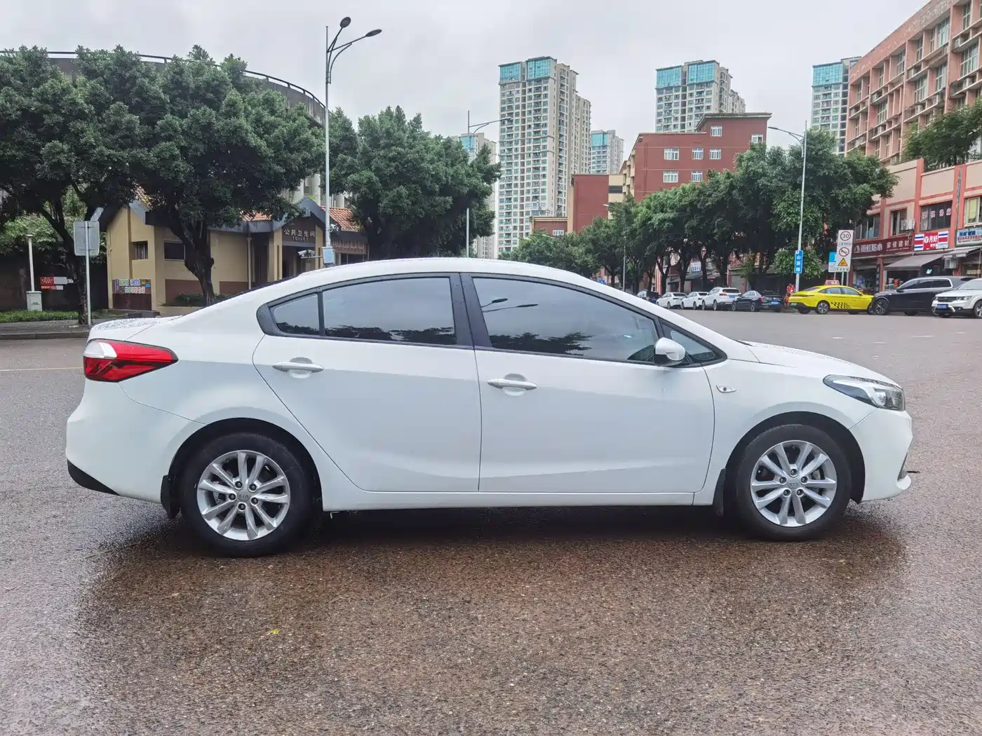 Kia K3 2016 1.6L Automatic GL фото 4