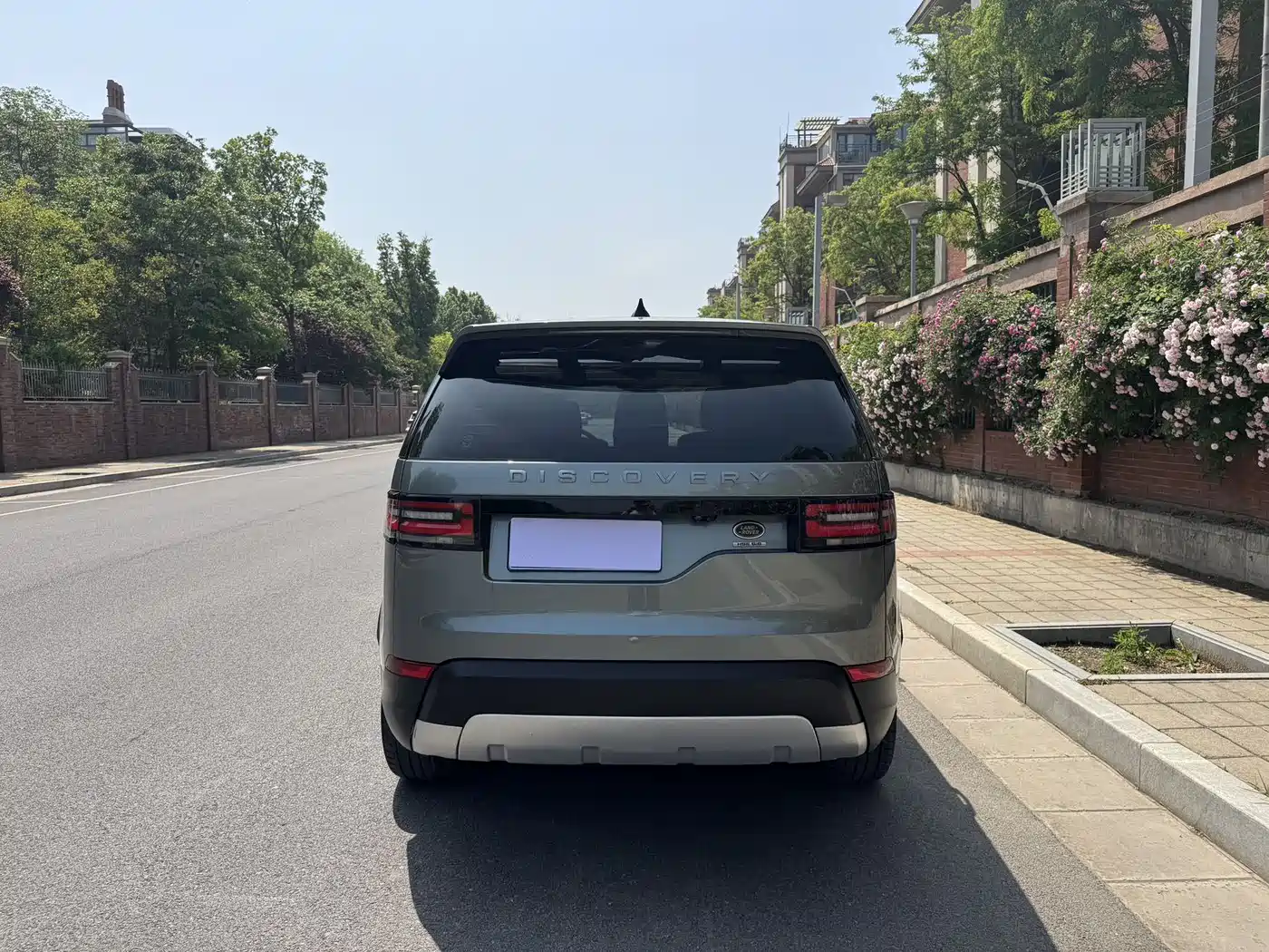 Land Rover Discovery 2017 3.0 SC V6 Launch Limited Edition фото 10