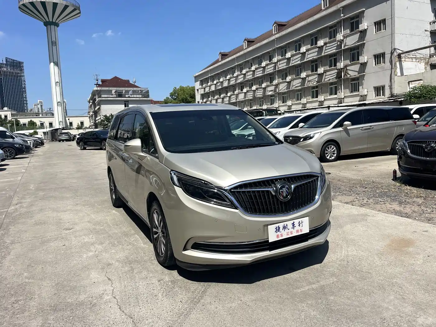 Buick GL8 2018 ES 28T Flagship Type China VI фото 3