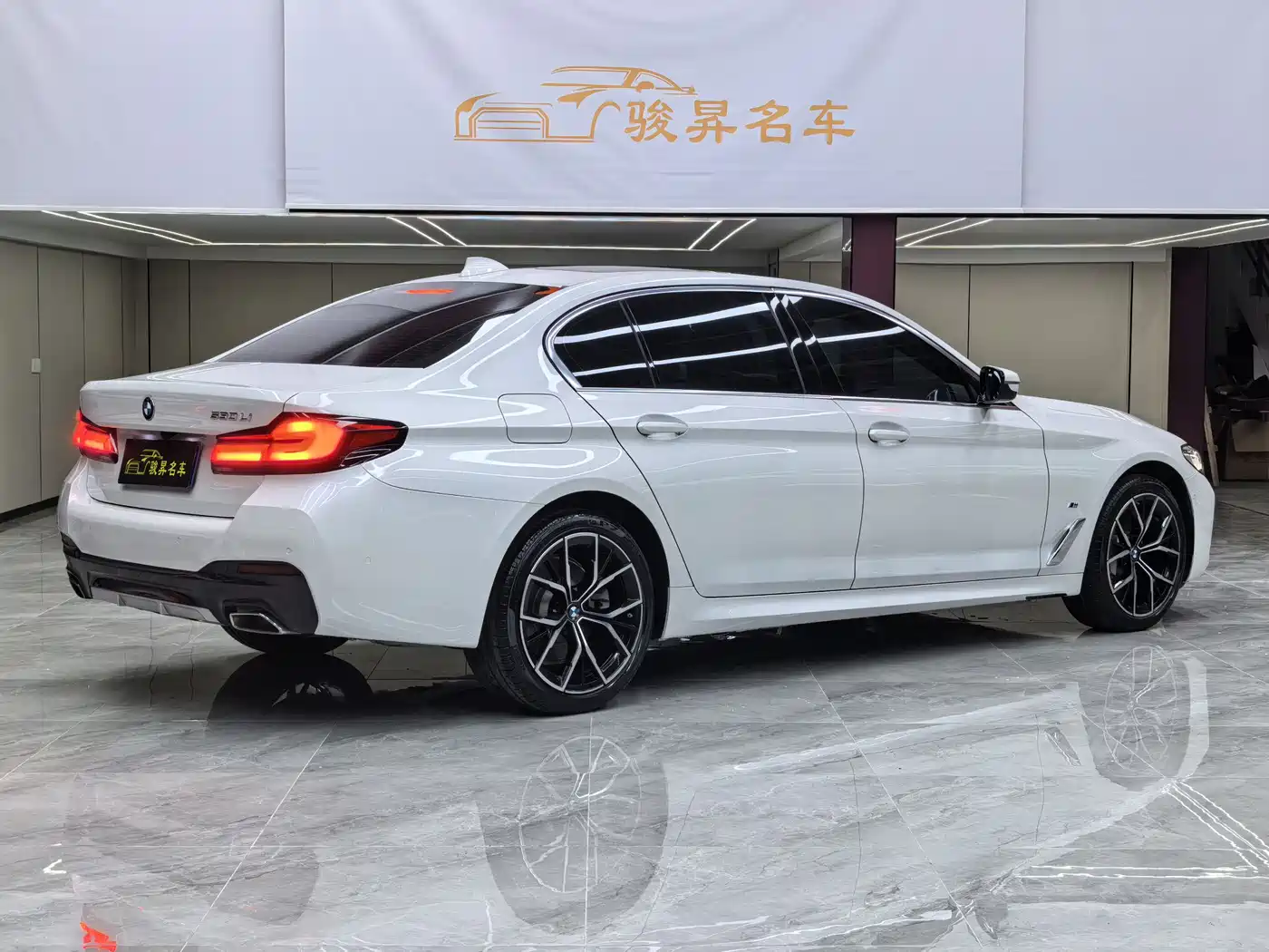 BMW 5 Series 2022 530Li Exclusive M Sport Package фото 4