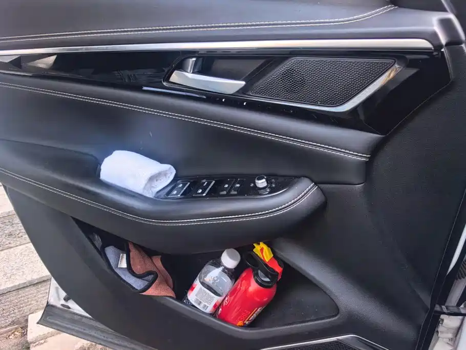 Changan CS85 2019 2019 2.0T Automatic Premium Edition China V