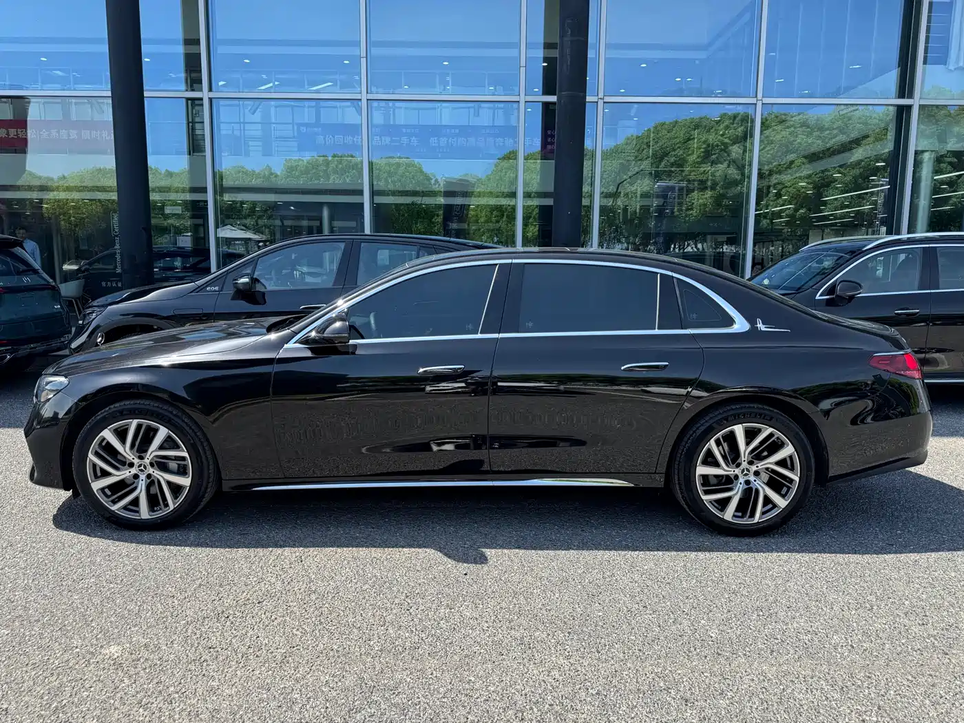 Mercedes-Benz E-Class 2025 E 300 L Fashion фото 7